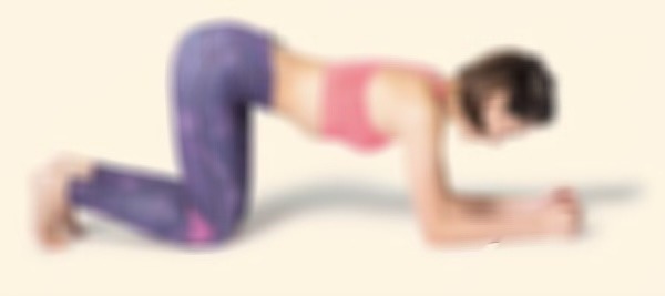 四つん這い