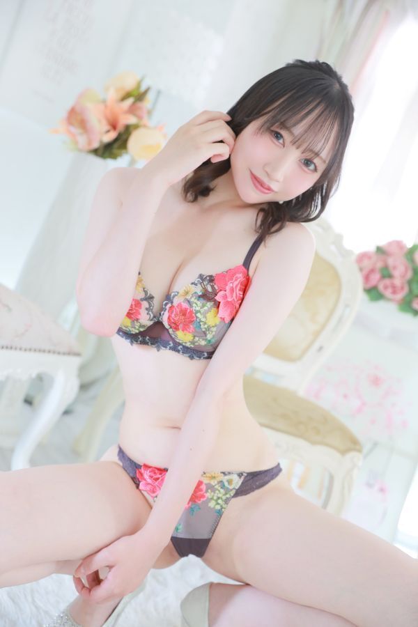 吉原高級ソープ【ヴェルサイユ】えれな