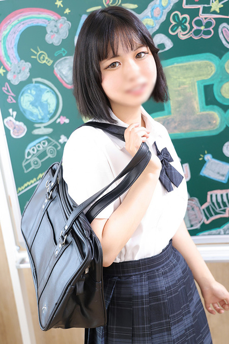 完全業界未経験！純粋無垢な癒し系スレンダー美少女♪
