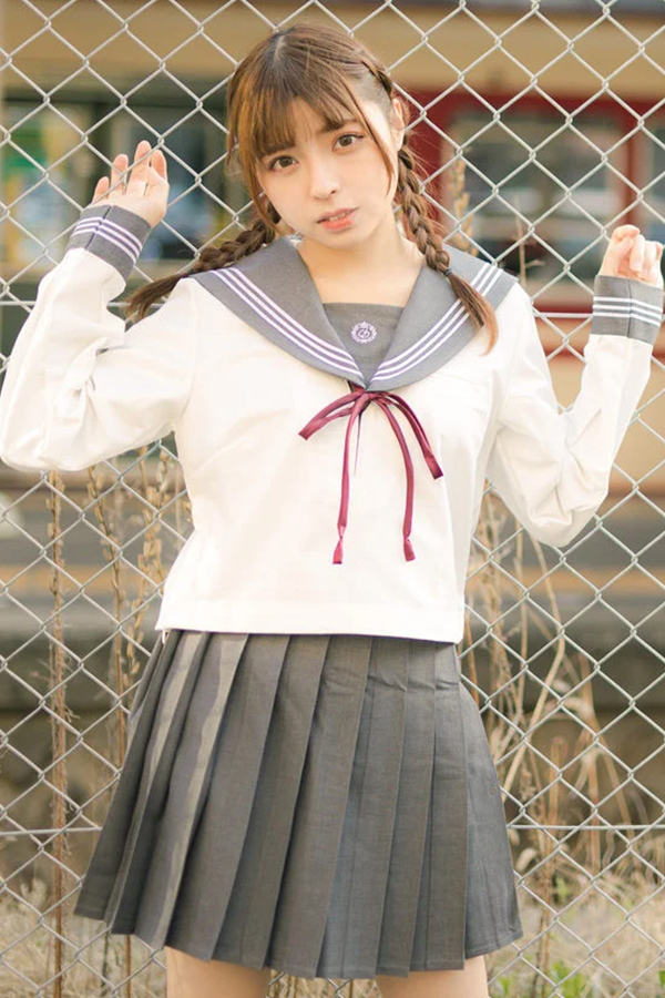 制服