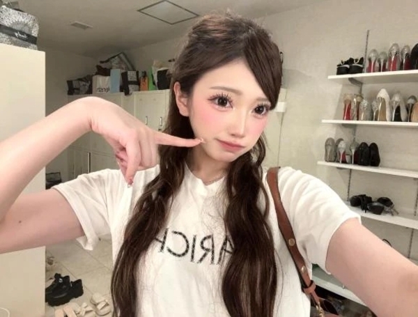 明日9:00~20:00出勤です🎀