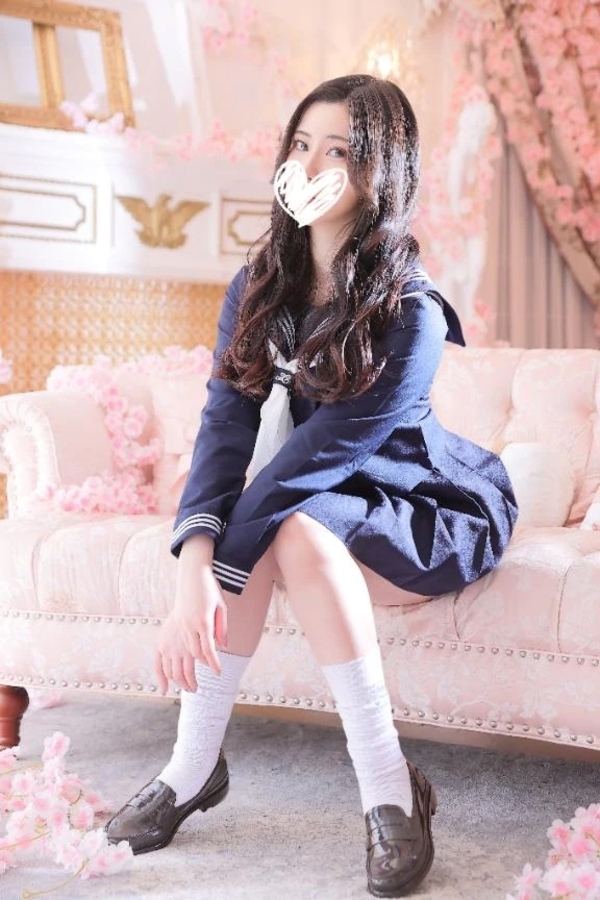 🐈‍⬛ 陽だまりに忍び寄る黒猫のいたずら ‎🤍