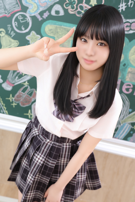 黒髪ロングの清楚系大和撫子