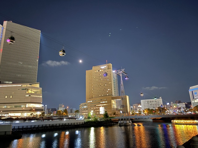横浜の夜