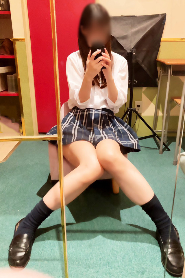 新宿歌舞伎町 オナクラ【レモンガールズ】ひなた