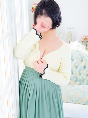 山谷　なゆか