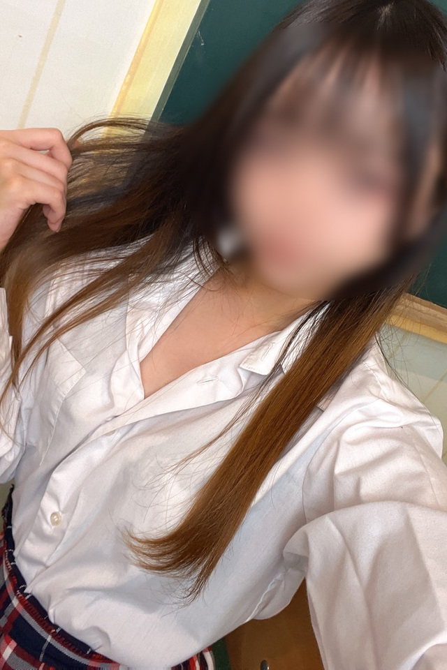 新宿歌舞伎町 オナクラ【レモンガールズ】ひな