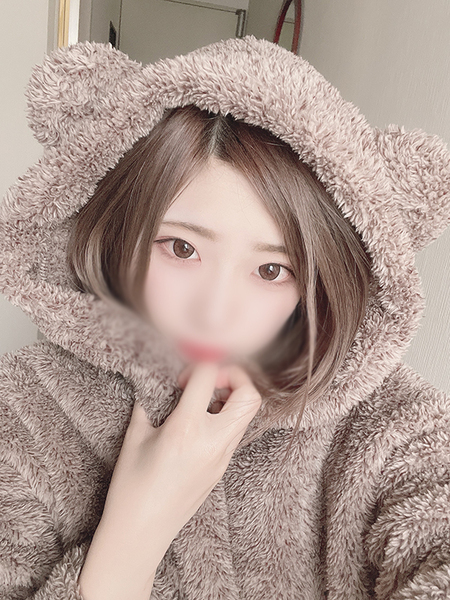 川崎ソープクリスタル京都南町のおすすめ女の子スレンダー系素人GALめあ写真