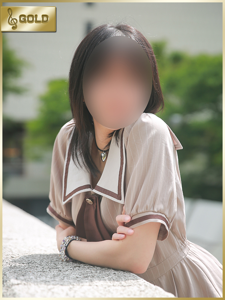 神威りな