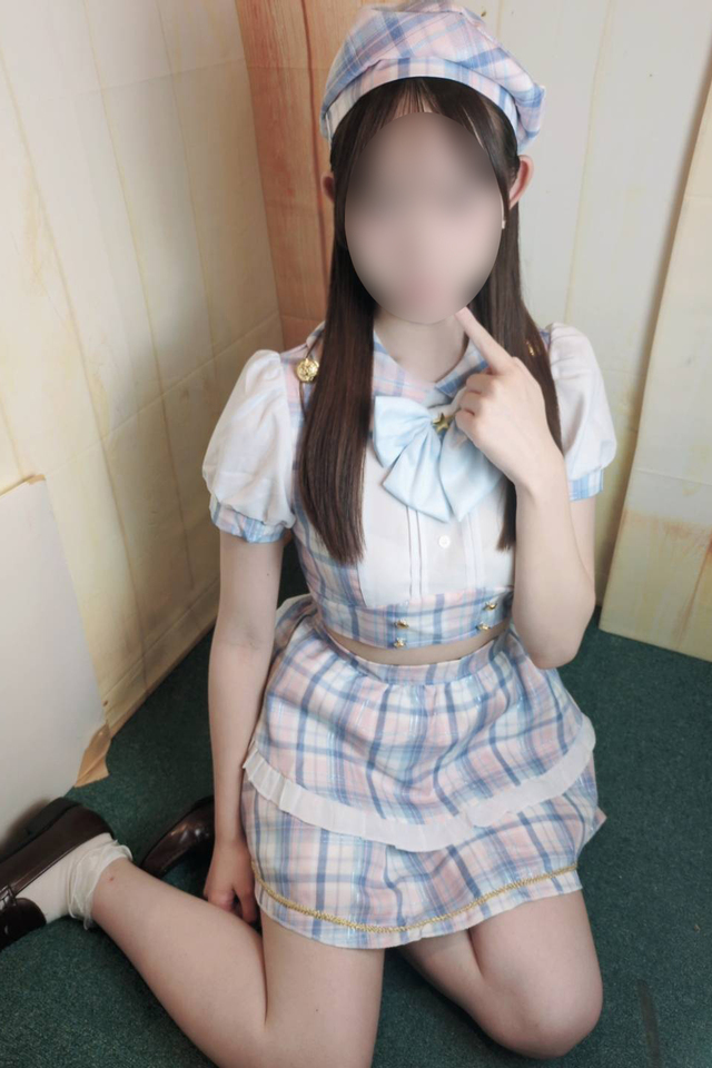 新宿歌舞伎町 オナクラ【レモンガールズ】りん