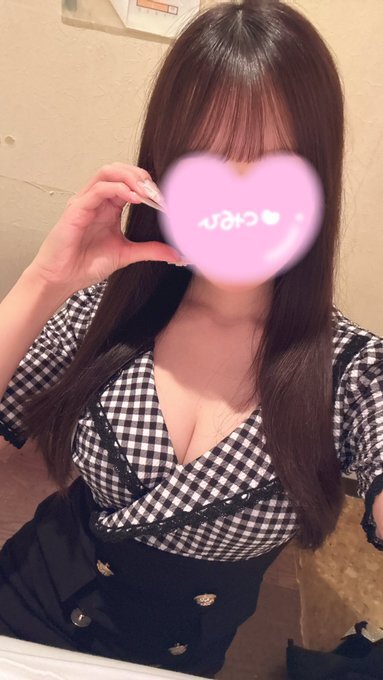大人気！！可愛すぎるFカップ巨乳アイドル『とも』ちゃん　遅番17時より出勤致します♡