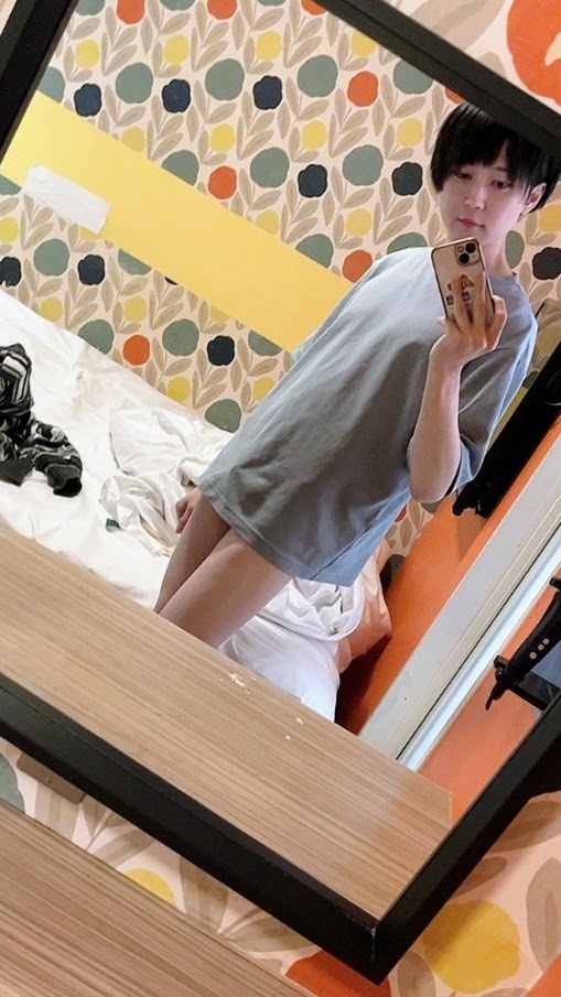 乳首見えちゃう💦