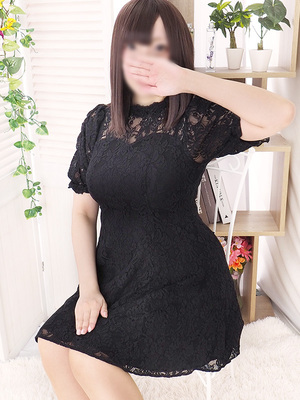 夏野　さゆ