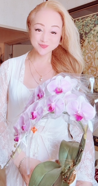 ～～胡蝶蘭🌹感謝申し上げます
