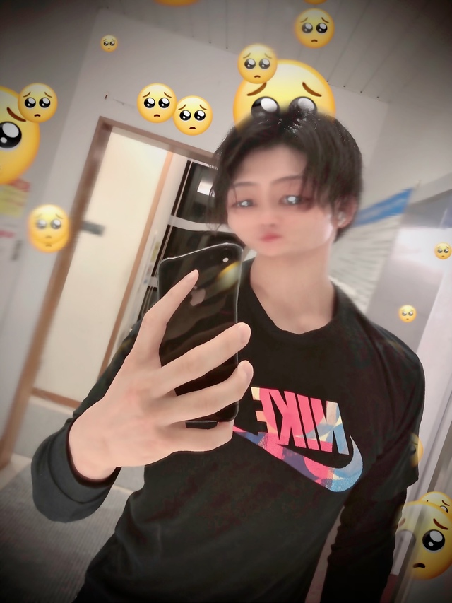 ピクピク プルプル…