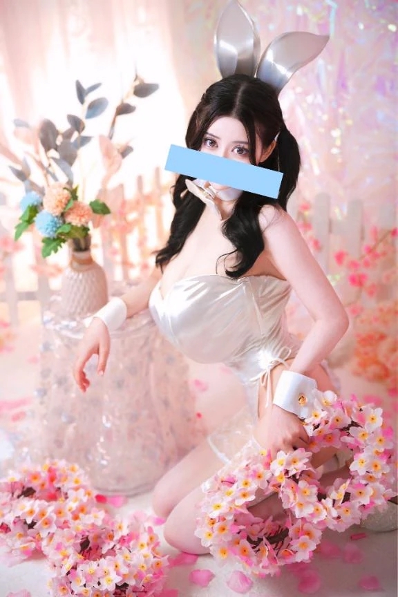 🤍🐇今日は「クリスチャンディオール創立の日」って聞くと背筋が伸びる🐇🤍