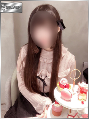 卯月るな