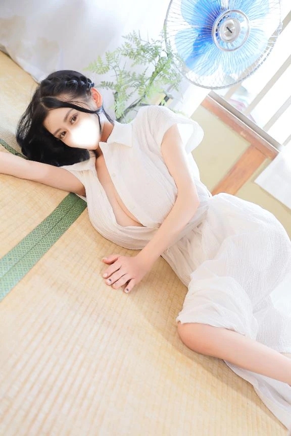 🤍🐇人間って、弱いから面白い🐇🤍