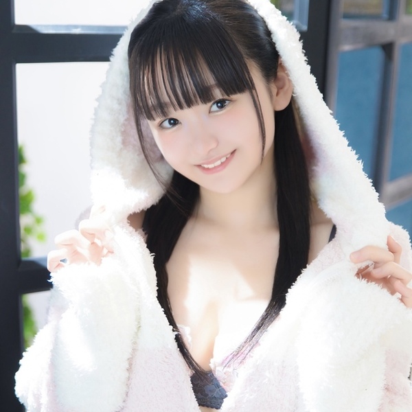 長袖の下、温かくてちょっと危険♡