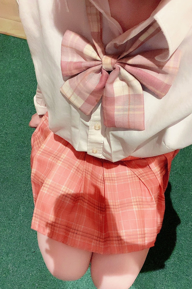 新宿歌舞伎町 オナクラ【レモンガールズ】ひとみ