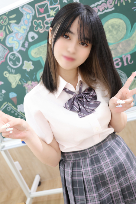 衝撃！Hカップの萌え〇リ美少女♡