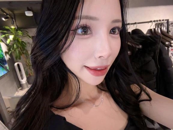 《初出勤💖》明日12時/14時🈳です🥺💕