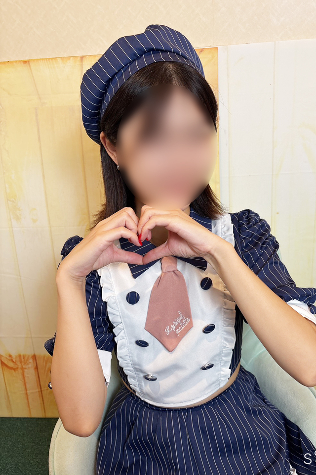 新宿歌舞伎町 オナクラ【レモンガールズ】えま