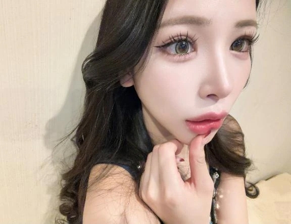 本日19時/21時🈳です🥺💞