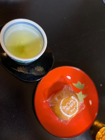 温泉まんじゅう???