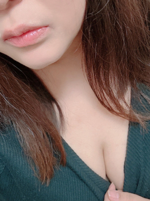 りいな｜福岡デリヘル・風俗【福岡サンキュー】