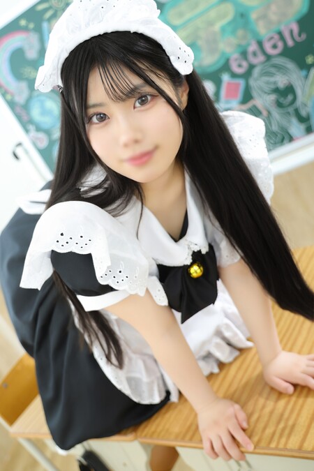 まるで甘えん坊な小動物♪Gカップ美少女