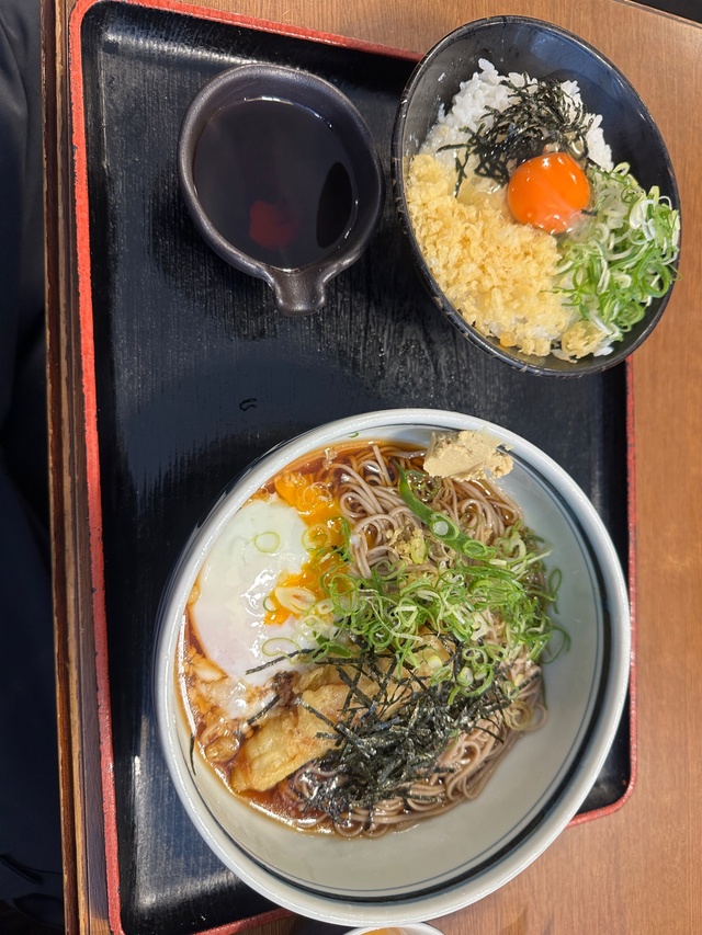 暑い日は冷たい蕎麦