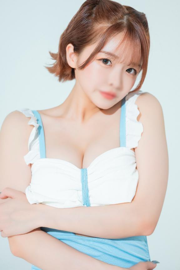 目逸らさないで👀🤍