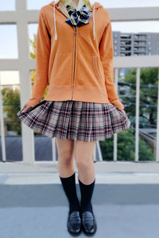 川崎堀之内ソープランド エデン JK　秋制服3