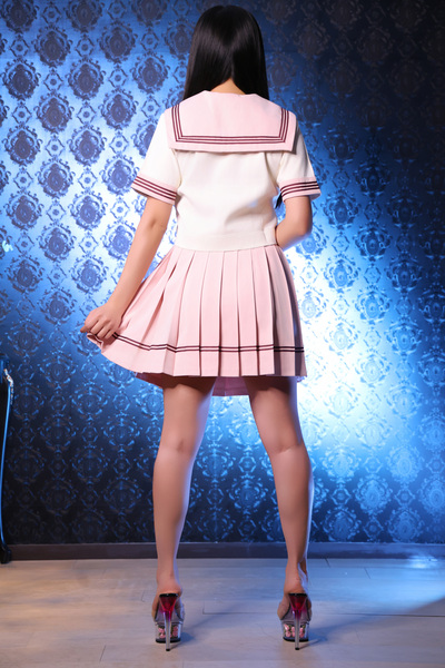 260401 ピンクセーラー cos3