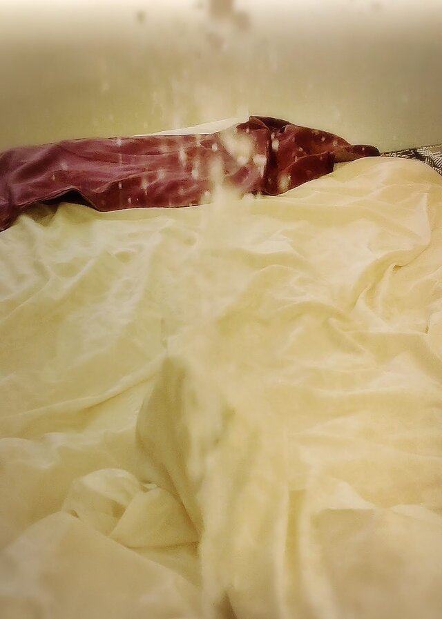 潮とおしがまと放尿