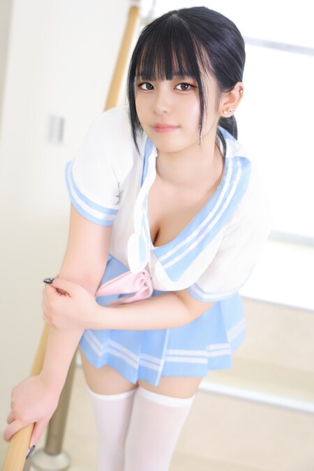 衝撃！Hカップの萌え〇リ美少女♡