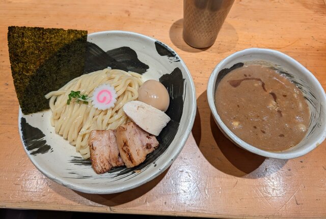 銀座の隠れ家で
