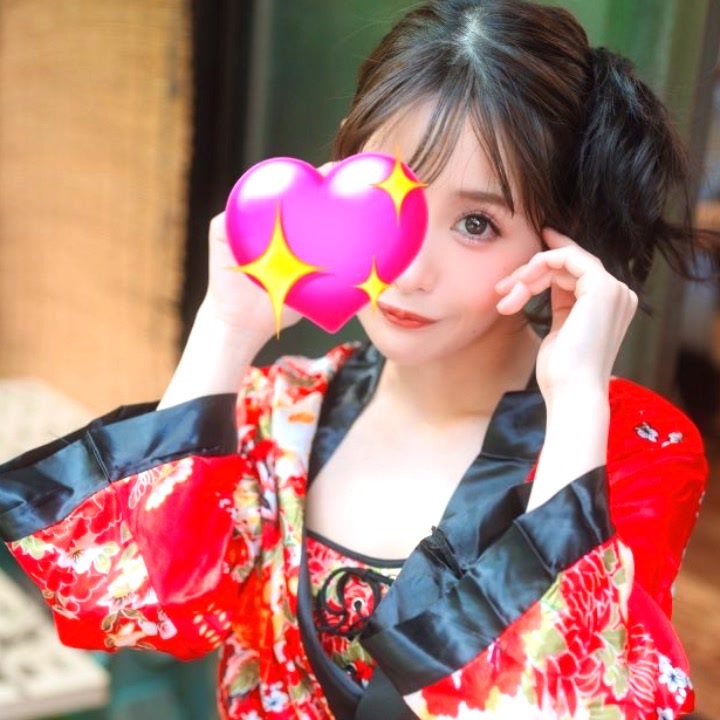 ?新しい写真集出 ます?