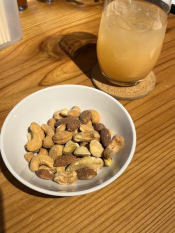 ミックスナッツ（?????）