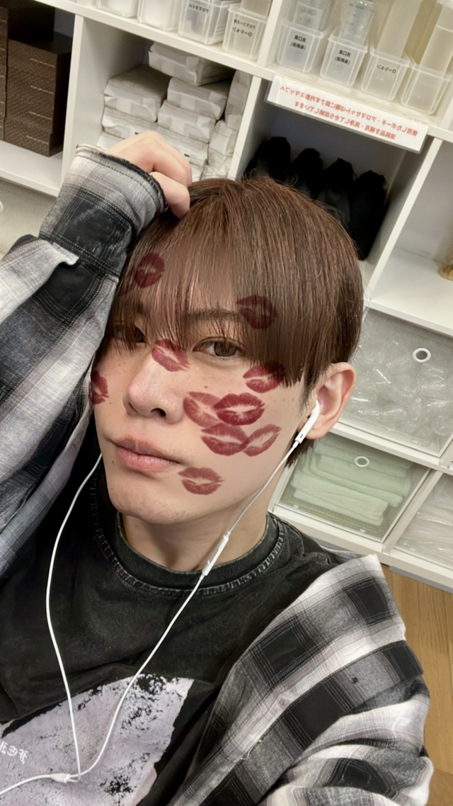 髪の毛の色が落ちてきて激萎えです🥺♦️🧸‪🤎