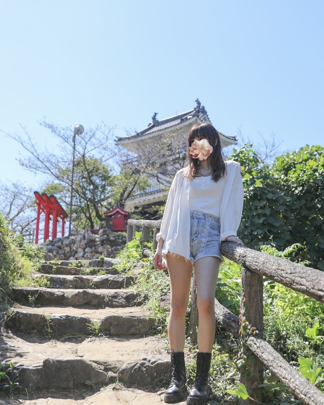 大地を踏み締めて君は目覚めていく