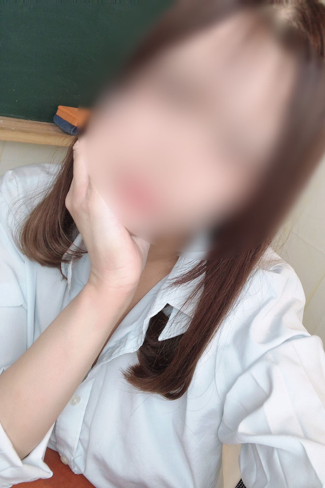 新宿歌舞伎町 オナクラ【レモンガールズ】ふゆ
