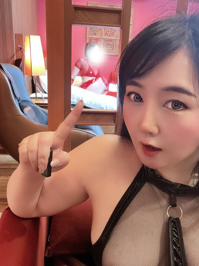 私の苗字の命名主かつうんこのハンドサインを教えてくれたのはこの方です