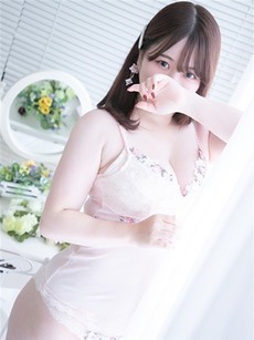ひなの｜厚木デリヘル・風俗【厚木サンキュー】