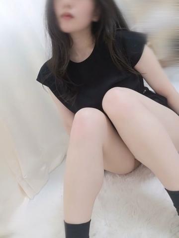 ?跪いて足をお嘗め?