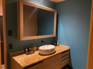 私は女を連れ込む