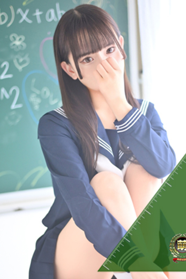 あいな☆可愛い小柄癒やし性徒♪