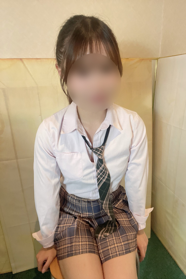 新宿歌舞伎町 オナクラ【レモンガールズ】のどか