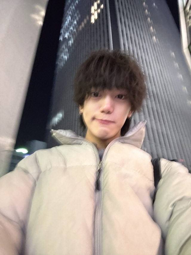 本日出勤です🙋🏻‍♂️